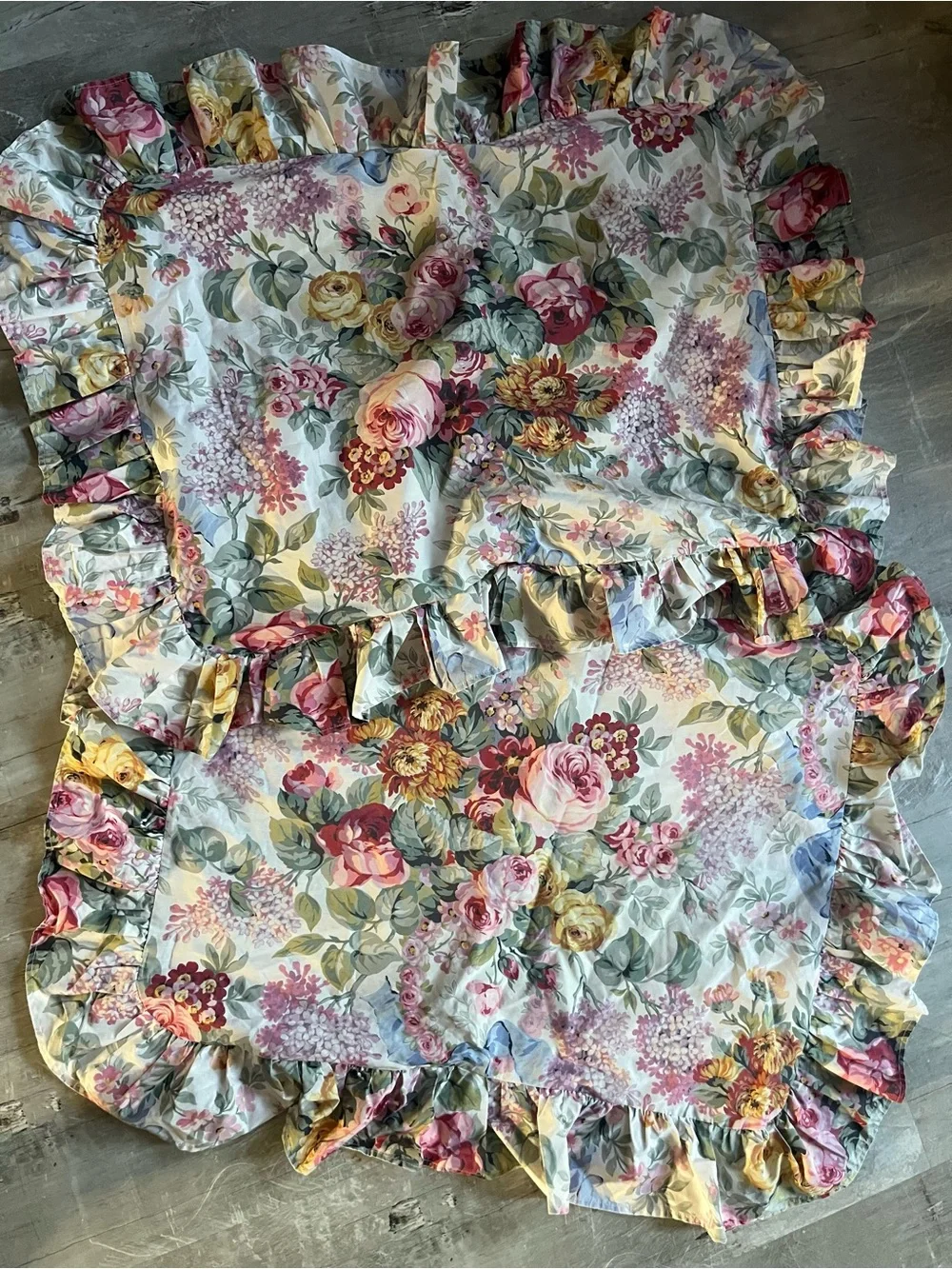 Vintage Ralph Lauren Floral Ruffled Pillow Shams includes 2 Allison shams